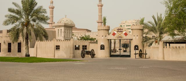 6 Emirates in A Day Tour